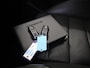 Porsche Cayenne 3.0 E-Hybrid | Luchtvering | Sport-Uitlaat | Trekhaak | Sport-Design-Zwart | GT-Sportstuur | Panormadak | Stoelverwarming/Ventilatie | Surround View | SoftClose | HUD | 18-Wegs en Memory | SportChrono | Adaptieve Cruise Control | Matrix-LED |