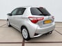 Toyota Yaris 1.5 VVT-i Dynamic 5drs - Full Map Navi | cruise control | sensoren | trekhaak | bluetooth | All Season banden