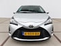 Toyota Yaris 1.5 VVT-i Dynamic 5drs - Full Map Navi | cruise control | sensoren | trekhaak | bluetooth | All Season banden