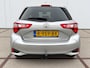 Toyota Yaris 1.5 VVT-i Dynamic 5drs - Full Map Navi | cruise control | sensoren | trekhaak | bluetooth | All Season banden
