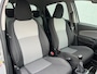 Toyota Yaris 1.5 VVT-i Dynamic 5drs - Full Map Navi | cruise control | sensoren | trekhaak | bluetooth | All Season banden