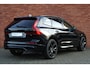 Volvo XC60 2.0 T6 Plug-in hybrid AWD Ultra Black Edition | Luchtvering | Trekhaak, inklapbaar | Panoramisch schuif-/ kanteldak | Stoel-/ stuurwielverwarming | 360 graden camera | Head-up display | 21 inch. lichtmetalen velgen | All-season banden | Elektrisch verstelbare voorstoelen met geheugenfunctie | Pilot assist | BLIS | Apple carplay/ Android auto | Keyless entry