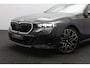 BMW 5-Serie Touring 530e xDrive 300 PK M Sport Pro Edition PHEV, Panoramadak, Trekhaak, H/K Sound, Head-Up