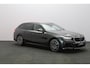 BMW 5-Serie Touring 530e xDrive 300 PK M Sport Pro Edition PHEV, Panoramadak, Trekhaak, H/K Sound, Head-Up