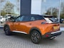 Peugeot 2008 1.2T 130pk GT Pack | Climate control | Navigatie | 18" Lm velgen | Camera | Stoelverwarming | Adaptieve cruise