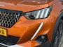 Peugeot 2008 1.2T 130pk GT Pack | Climate control | Navigatie | 18" Lm velgen | Camera | Stoelverwarming | Adaptieve cruise