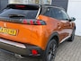 Peugeot 2008 1.2T 130pk GT Pack | Climate control | Navigatie | 18" Lm velgen | Camera | Stoelverwarming | Adaptieve cruise