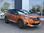 Peugeot 2008 1.2T 130pk GT Pack | Climate control | Navigatie | 18" Lm velgen | Camera | Stoelverwarming | Adaptieve cruise