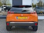 Peugeot 2008 1.2T 130pk GT Pack | Climate control | Navigatie | 18" Lm velgen | Camera | Stoelverwarming | Adaptieve cruise