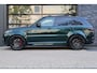 Land Rover Range Rover Sport P575 SVR | UNIEK! | SVO RACING GREEN | 24'' VOSSEN | 4X STOELVERKOELING | DEALER ONDH | HUD | ELEK TREKHAAK |
