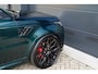 Land Rover Range Rover Sport P575 SVR | UNIEK! | SVO RACING GREEN | 24'' VOSSEN | 4X STOELVERKOELING | DEALER ONDH | HUD | ELEK TREKHAAK |