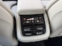 Volvo V60 Cross Country B5 AWD Pro | Trekhaak | Panoramadak | Head-up Display | Harman Kardon Audio | Parkeerverwarming | 360° Camera | Parkeersensoren | Stoelverwarming voor en achter | Elektrisch Verstelbare Voorstoelen | Cruise Control Adaptief | BLIS