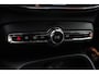 Volvo EX40 Single Motor Extended Range Plus 82 kWh | Trekhaak | Verwarmbare voorstoelen en stuurwiel | Premium audio by Harman Kardon | Keyless | Adaptieve cruise control Warmtepomp