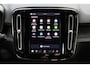 Volvo EX40 Single Motor Extended Range Plus 82 kWh | Trekhaak | Verwarmbare voorstoelen en stuurwiel | Premium audio by Harman Kardon | Keyless | Adaptieve cruise control Warmtepomp