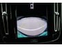 Volvo EX40 Single Motor Extended Range Plus 82 kWh | Trekhaak | Verwarmbare voorstoelen en stuurwiel | Premium audio by Harman Kardon | Keyless | Adaptieve cruise control Warmtepomp