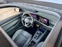 Volkswagen Golf 1.5 eTSI R-Line 150 PK DSG | Panorama | IQ-Light | Black Style | Sfeerverlichting | 19 Inch | DCC | Blind Spot