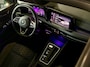 Volkswagen Golf 1.5 eTSI R-Line 150 PK DSG | Panorama | IQ-Light | Black Style | Sfeerverlichting | 19 Inch | DCC | Blind Spot
