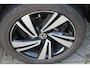 Volkswagen T-Roc 1.5 TSI R-Line DSG Navi/18"/Cam/Winter "RIJKLAARPRIJS"