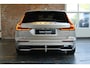 Volvo V60 T8 Plug-in hybrid AWD Plus Dark | Trekhaak | Panoramadak | Verwarmbare voorstoelen, achterbank en stuurwiel | Head-up display | 360 graden camera | Premium audio by Harman Kardon | Apple carplay/Android auto | Keyless |