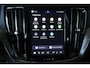 Volvo V60 T8 Plug-in hybrid AWD Plus Dark | Trekhaak | Panoramadak | Verwarmbare voorstoelen, achterbank en stuurwiel | Head-up display | 360 graden camera | Premium audio by Harman Kardon | Apple carplay/Android auto | Keyless |