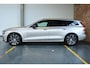 Volvo V60 T8 Plug-in hybrid AWD Plus Dark | Trekhaak | Panoramadak | Verwarmbare voorstoelen, achterbank en stuurwiel | Head-up display | 360 graden camera | Premium audio by Harman Kardon | Apple carplay/Android auto | Keyless |