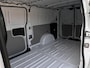 Ford E-Transit Custom 340 L2H1 Limited 71 kWh 218PK 2x Schuifdeur PRO Power VOL Leder 2300KG Trekgewicht Adaptieve Cruise 360 Camera Navi Stoelverwarming Carplay Blind-Spot *Nieuw*