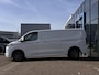 Ford E-Transit Custom 340 L2H1 Limited 71 kWh 218PK 2x Schuifdeur PRO Power VOL Leder 2300KG Trekgewicht Adaptieve Cruise 360 Camera Navi Stoelverwarming Carplay Blind-Spot *Nieuw*
