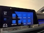 Volkswagen Golf 1.5 eTSi R-Line / Pano/ Head-up/ Matrix/H&K