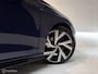 Volkswagen Golf 1.5 eTSi R-Line / Pano/ Head-up/ Matrix/H&K