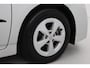 Toyota Prius 1.8 Comfort | Volledige dealerhistorie | Origineel NL | Leder | Stoelverwarming | Parkeersensoren voor/achter | Keyless | Cruise Control | Clima | Head-up display | 15 inch