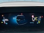 Peugeot e-2008 EV GT Pack 50 kWh Soh 100% | Alcantara bekleding | Achteruitrijcamera | Keyless entry & start | Stoelverwarming | Adeptieve cruise control | Led verlichting interieur | Apple carplay & Android auto