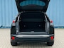 Peugeot e-2008 EV GT Pack 50 kWh Soh 100% | Alcantara bekleding | Achteruitrijcamera | Keyless entry & start | Stoelverwarming | Adeptieve cruise control | Led verlichting interieur | Apple carplay & Android auto