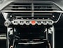 Peugeot e-2008 EV GT Pack 50 kWh Soh 100% | Alcantara bekleding | Achteruitrijcamera | Keyless entry & start | Stoelverwarming | Adeptieve cruise control | Led verlichting interieur | Apple carplay & Android auto