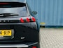 Peugeot e-2008 EV GT Pack 50 kWh Soh 100% | Alcantara bekleding | Achteruitrijcamera | Keyless entry & start | Stoelverwarming | Adeptieve cruise control | Led verlichting interieur | Apple carplay & Android auto
