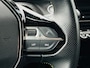 Peugeot e-2008 EV GT Pack 50 kWh Soh 100% | Alcantara bekleding | Achteruitrijcamera | Keyless entry & start | Stoelverwarming | Adeptieve cruise control | Led verlichting interieur | Apple carplay & Android auto