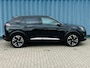 Peugeot e-2008 EV GT Pack 50 kWh Soh 100% | Alcantara bekleding | Achteruitrijcamera | Keyless entry & start | Stoelverwarming | Adeptieve cruise control | Led verlichting interieur | Apple carplay & Android auto