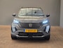 Peugeot e-2008 EV GT 54 kWh Panorama Dak | Camera Rondom | Alcantare/Leer | Elek. Stoel met Massage | 18" Lichtmetaal | Stoelverwarming | Achteruitrijcamera | Afwijkende dakkleur | Airco (automatisch)