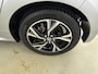 Toyota Yaris 1.5 Hybrid 115 Dynamic | Dodehoek detectie | Parkeersensoren voor/achter | Stoel-/stuurverwarming | Apple Carplay / Android Auto | Keyless | Adaptive Cruise | Clima | Camera | 16 inch