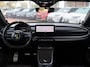 Abarth 600e 600 54kWh 280PK Scorpionissima, Rijklaarprijs | 20 inch wielen | Sabelt Sportstoelen | Camera | Navigatie | DAB+