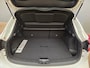 Nissan Qashqai 1.3 DIG-T Premium Edition 19" Lichtmetaal | Lederen Bekleding | Trekhaak | Panorama Dak | Elek. Stoelen | Camera Rondom | Cruise | Navigatie  | Airco (automatisch) | Apple Carplay/Android Auto|telefoonintegratie premium | Chroom delen exterieur