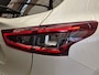 Nissan Qashqai 1.3 DIG-T Premium Edition 19" Lichtmetaal | Lederen Bekleding | Trekhaak | Panorama Dak | Elek. Stoelen | Camera Rondom | Cruise | Navigatie  | Airco (automatisch) | Apple Carplay/Android Auto|telefoonintegratie premium | Chroom delen exterieur
