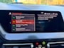 BMW 1-Serie 120i High Executive| Pano | Head-Up |Keyless|Trekhaak | Stuur-/Stoelverwarming