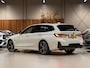 BMW 3-Serie Touring 330e M-Sport 292PK, Facelift, Shadow Line, Wide Screen, Voll Led, Navi, Adaptive Cruise, Voll Onderhoud