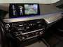 BMW 5-Serie 520d M Sport - Open dak - Ambi - HUD - Camera - Memory