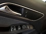 Mercedes-Benz GLA 200 Edition 1 Automaat Navi Xenon Leder Mooi!