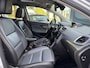 Opel Mokka 1.4 T Cosmo ✓1e Eigenaar✓Pano✓Camera✓Navi✓Leder✓Stoelverwarming✓Leder✓Trekhaak✓Dealer Onderhouden✓Pdc V+A✓6 Bak✓141pk✓Recent beurt gehad✓Bj 12-2015✓N.A.P✓Apk tot 01-2027