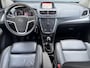 Opel Mokka 1.4 T Cosmo ✓1e Eigenaar✓Pano✓Camera✓Navi✓Leder✓Stoelverwarming✓Leder✓Trekhaak✓Dealer Onderhouden✓Pdc V+A✓6 Bak✓141pk✓Recent beurt gehad✓Bj 12-2015✓N.A.P✓Apk tot 01-2027