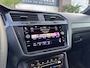 Volkswagen Tiguan 1.4 TSI eHybrid R-Line Business+ | Black style | IQ Light | Stoel-stuur verw | Camera | SOH 91% | Rijklaar + nieuwe apk