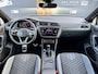 Volkswagen Tiguan 1.4 TSI eHybrid R-Line Business+ | Black style | IQ Light | Stoel-stuur verw | Camera | SOH 91% | Rijklaar + nieuwe apk
