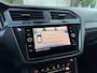 Volkswagen Tiguan 1.4 TSI eHybrid R-Line Business+ | Black style | IQ Light | Stoel-stuur verw | Camera | SOH 91% | Rijklaar + nieuwe apk